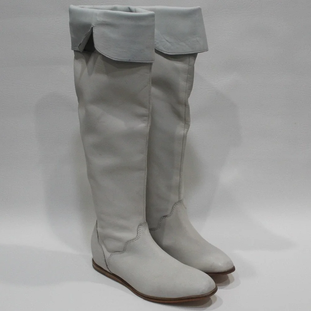Vintage Foundry Co Women's Light Gray Leather Tall Fold Over Boots  8.5‎ VFL285
